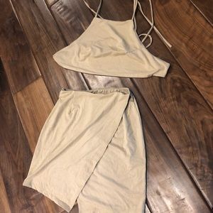 SUEDE TOBI TWO PIECE NEVER WORN
